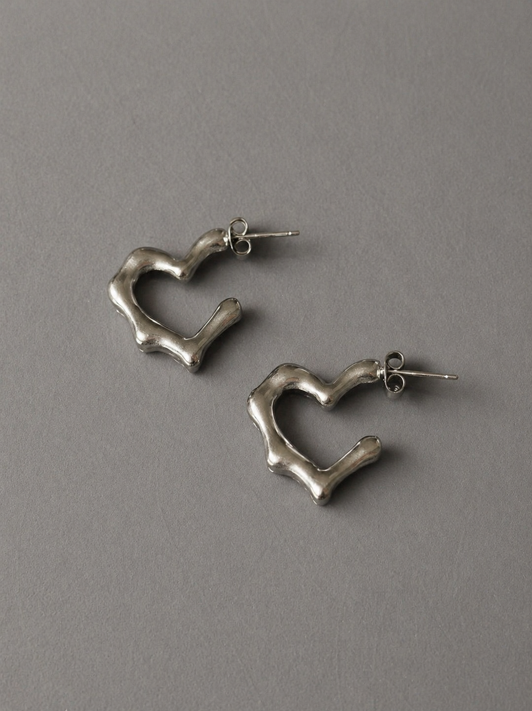 Amour Noir Pierce P016