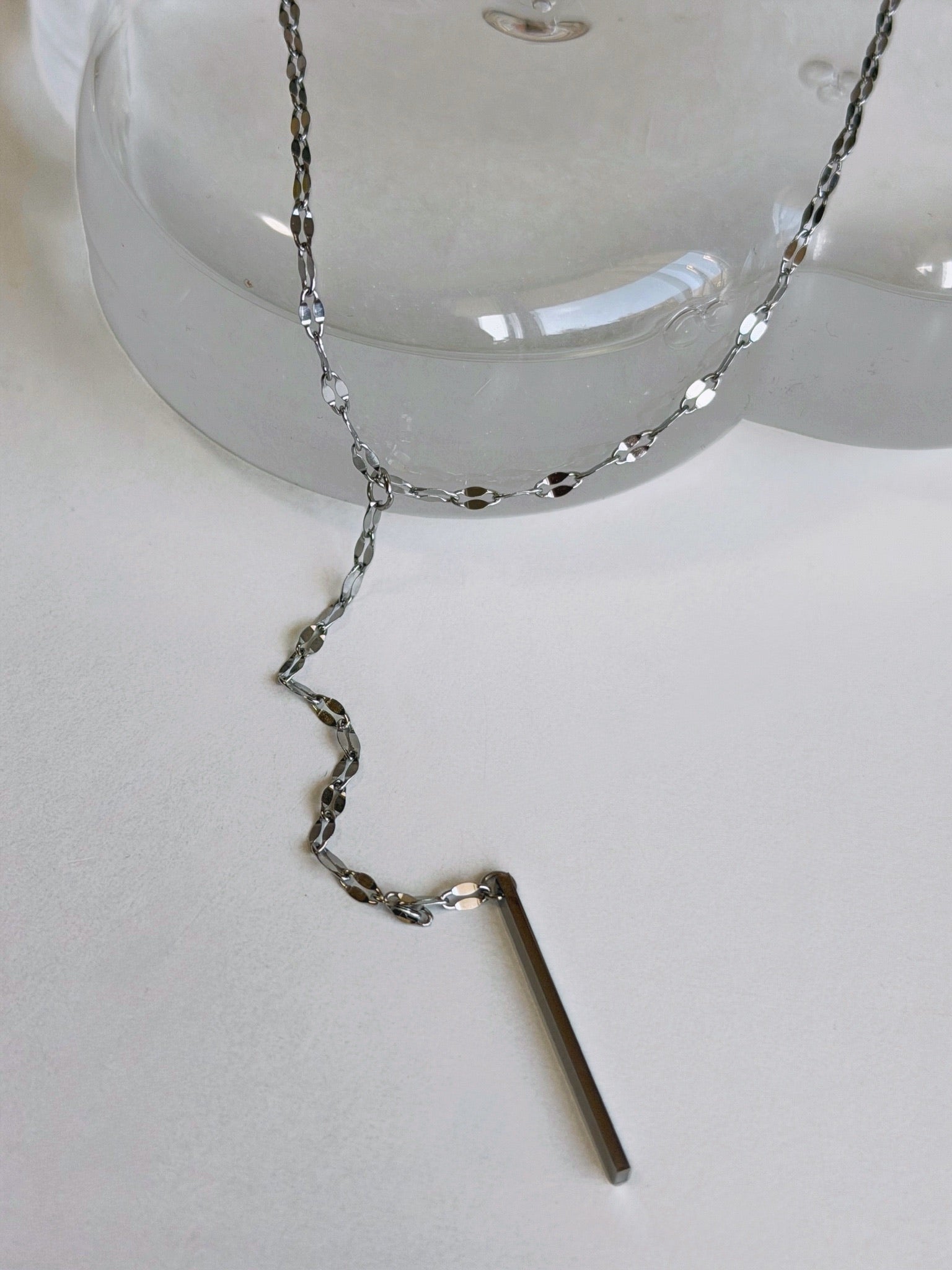 Ligne Y Necklace N012