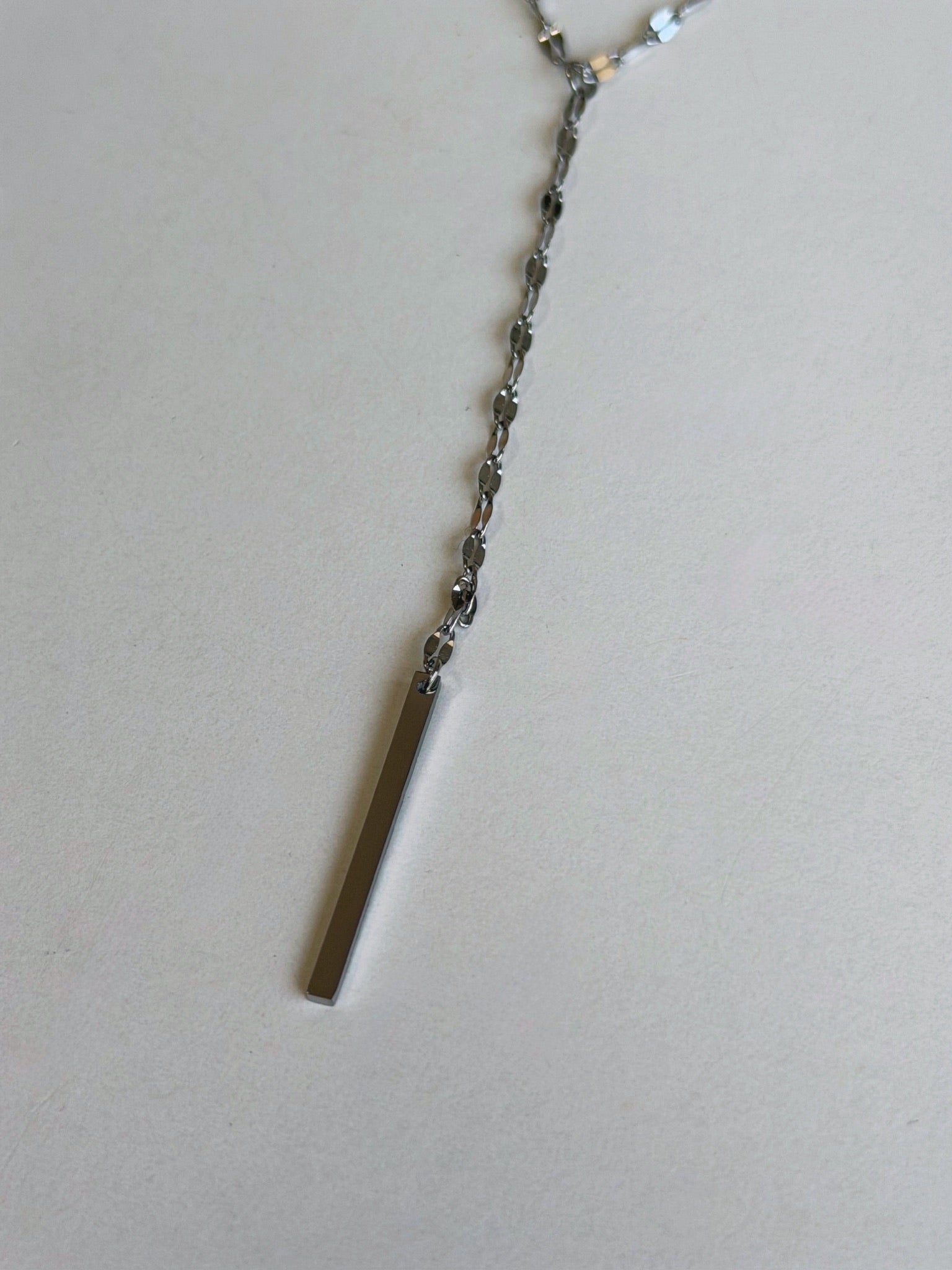 Ligne Y Necklace N012
