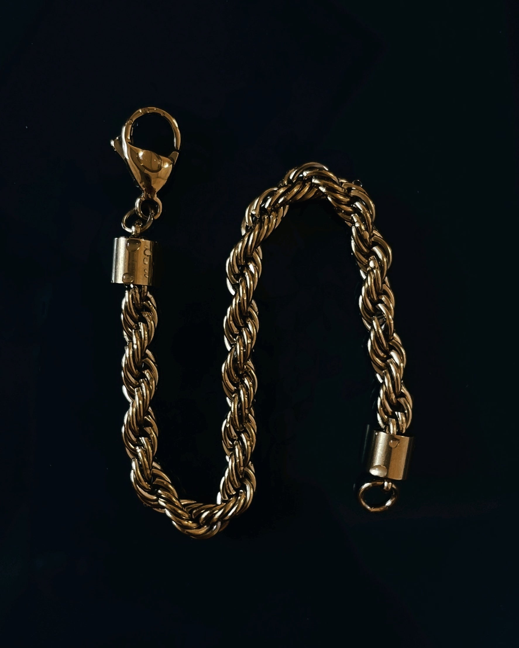 B004［Gold］