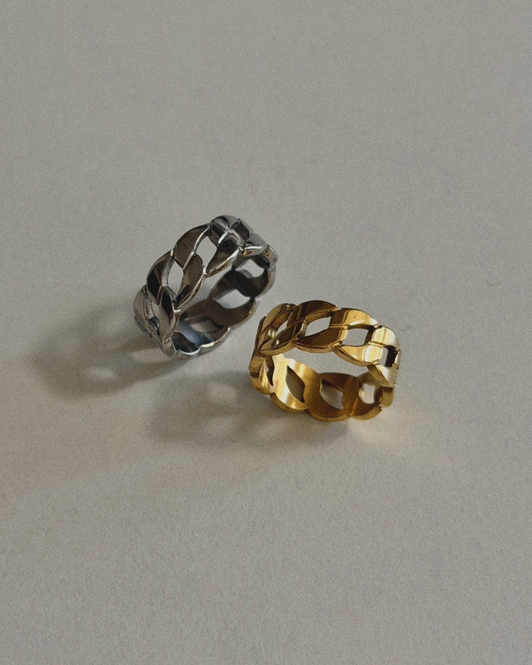 R002［Gold］