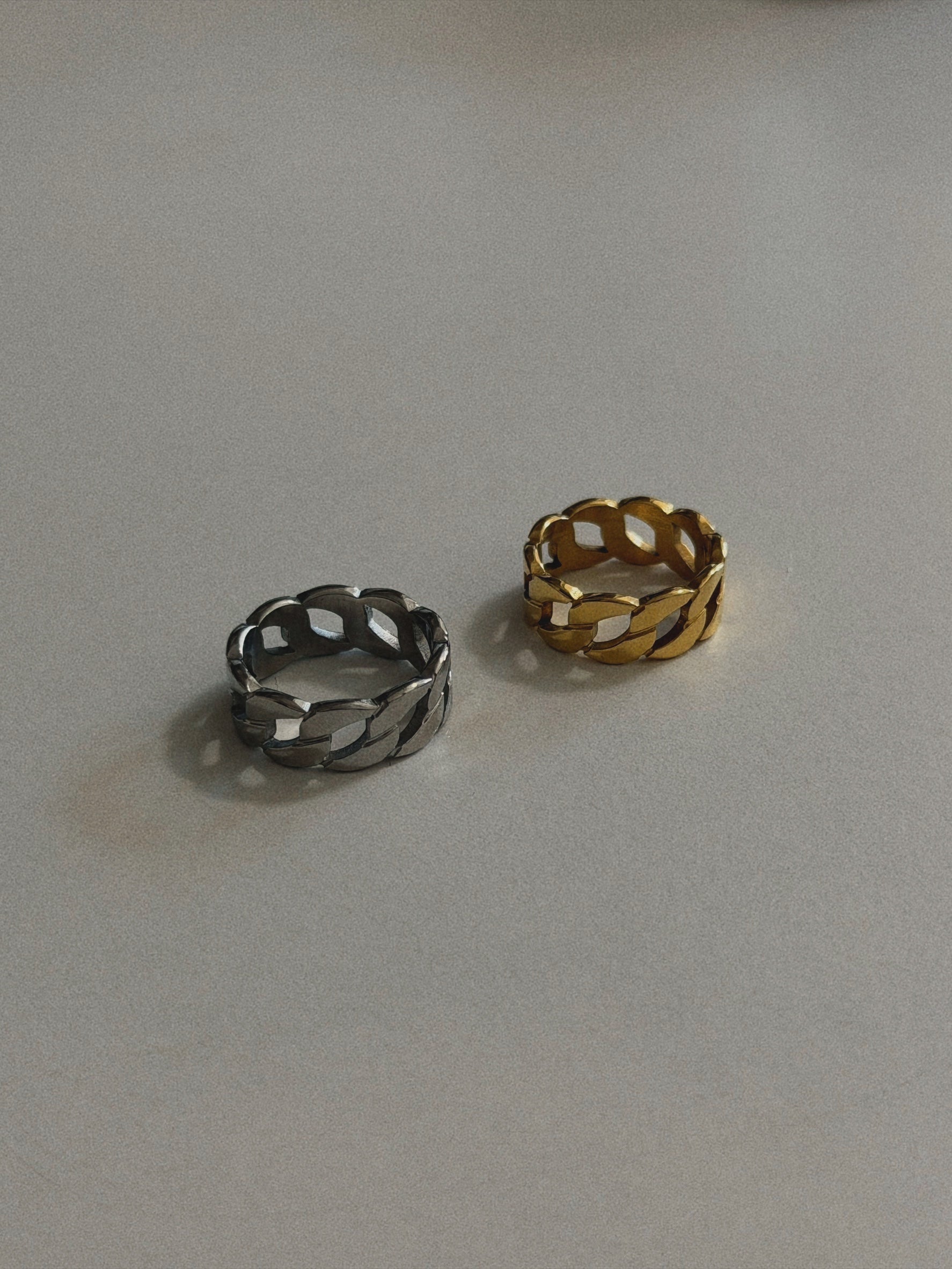 R002［Gold］