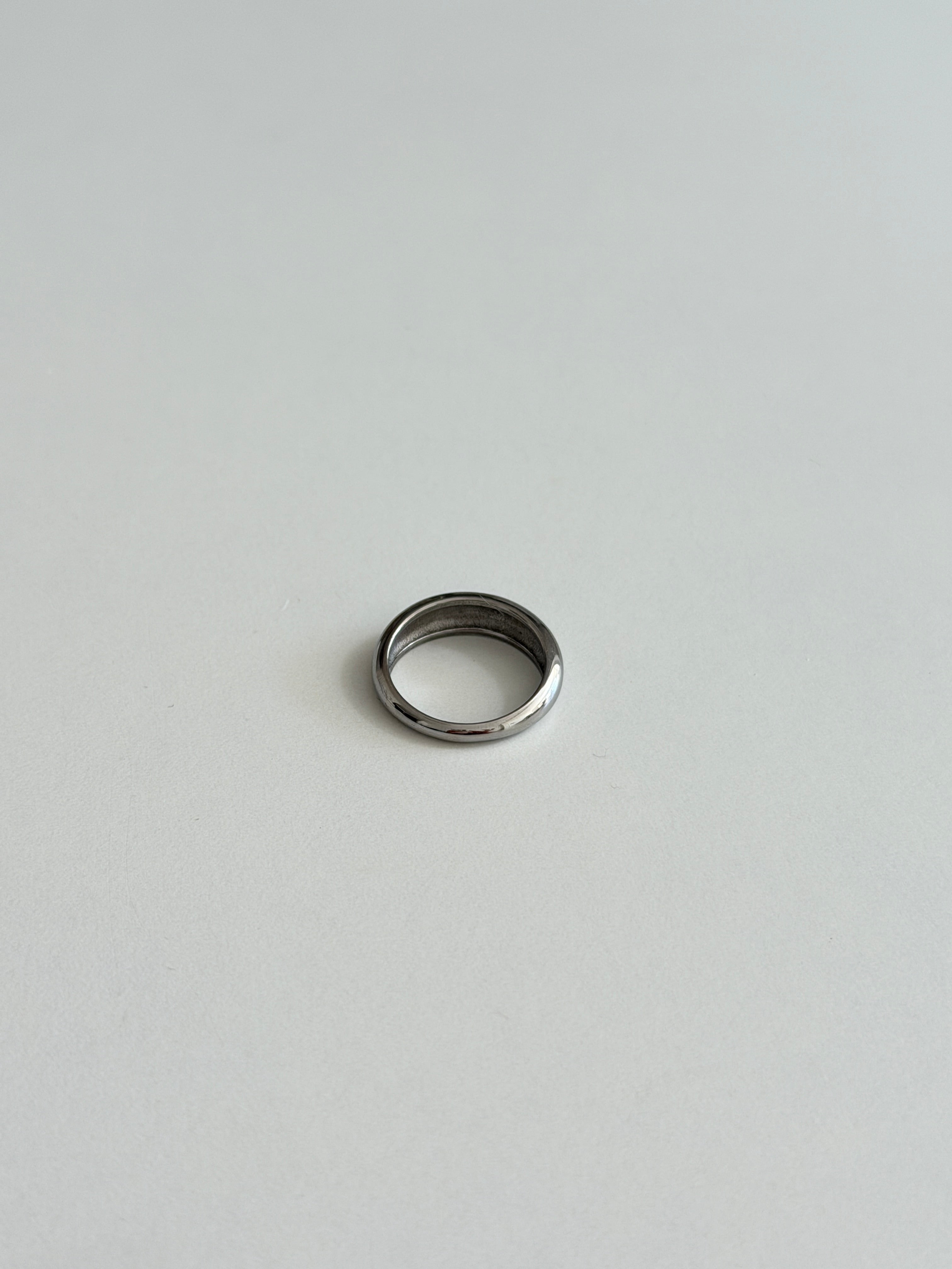 R001［Silver］