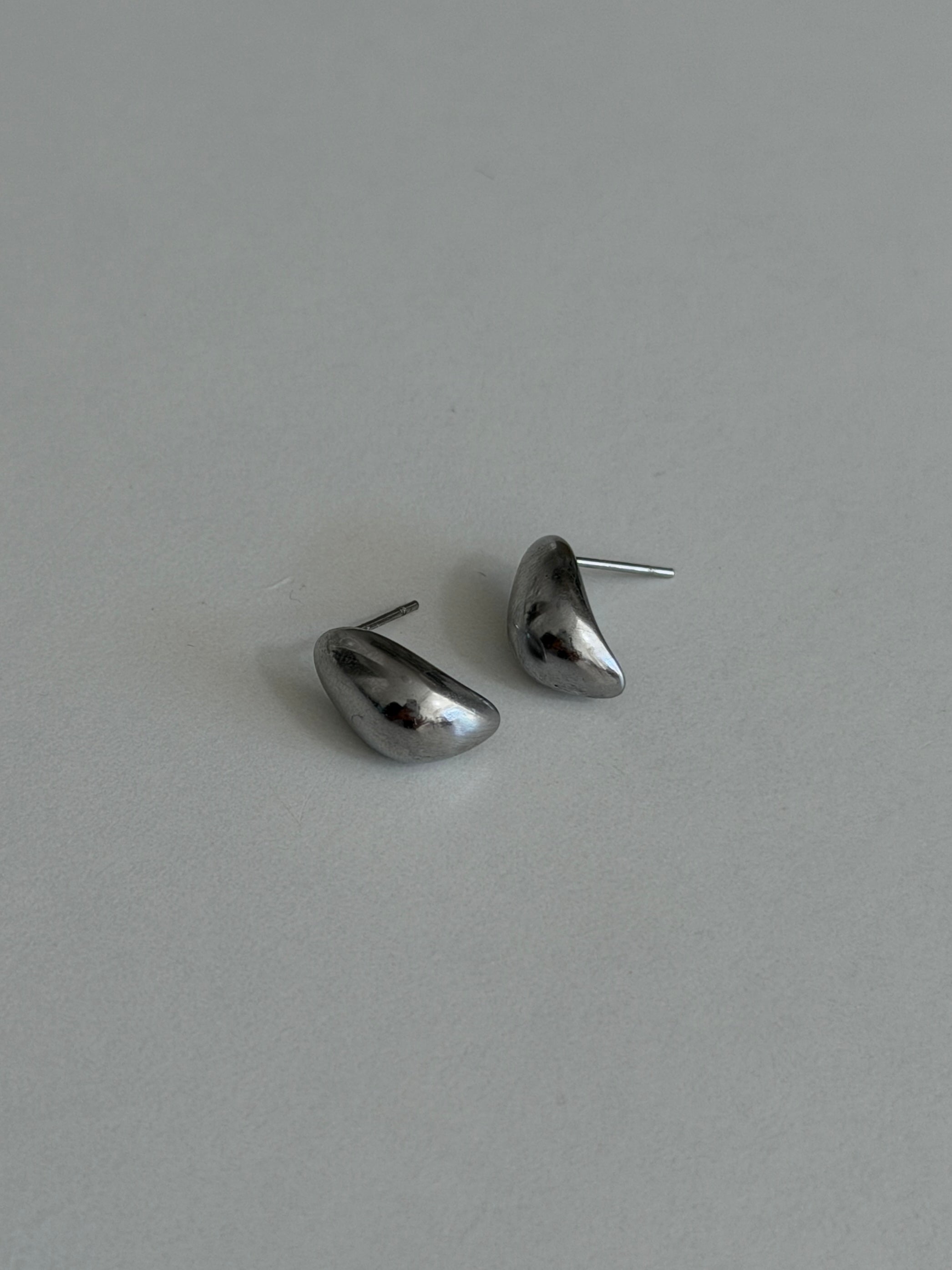 P001［Silver］