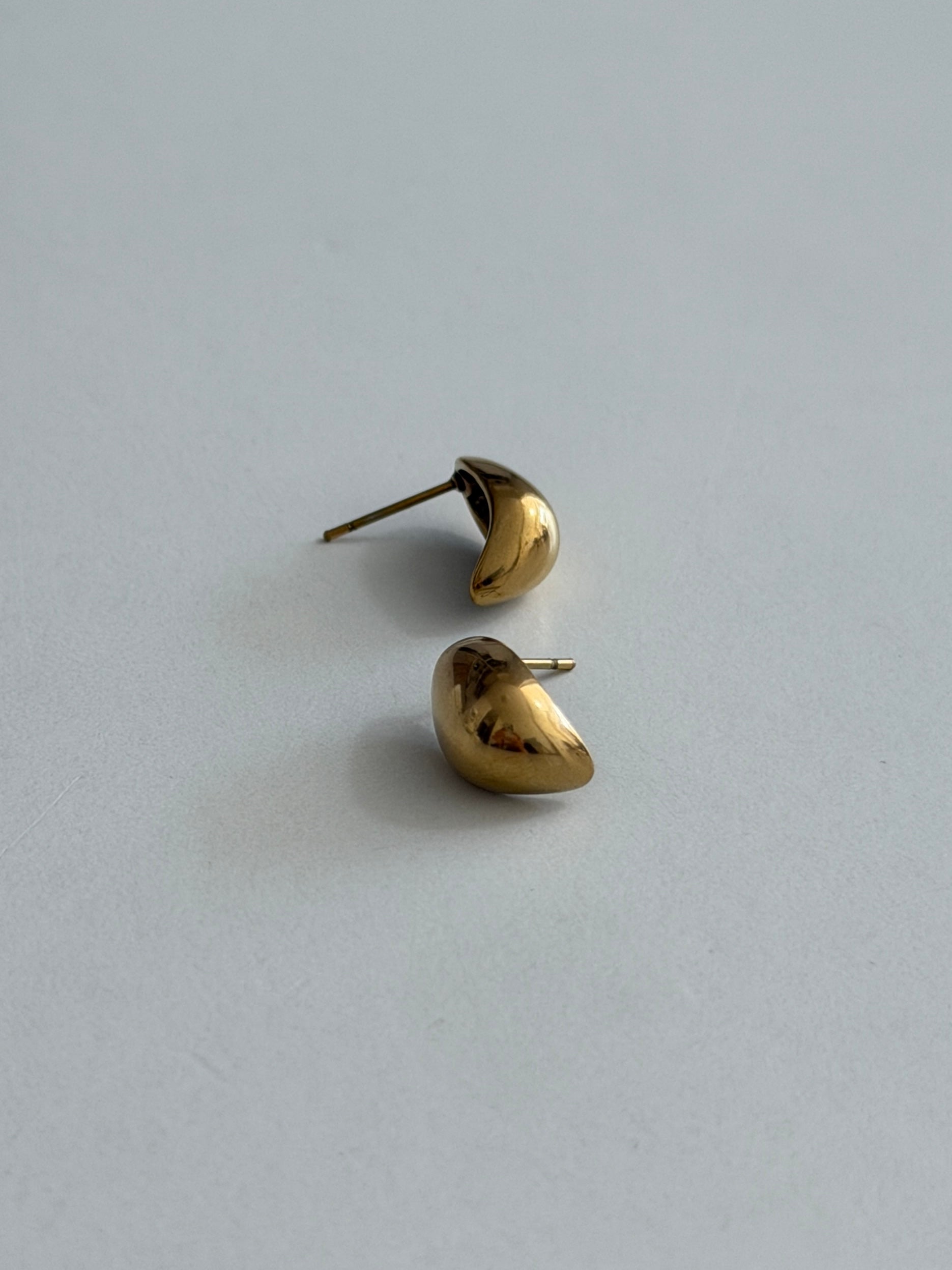 P001［Gold］