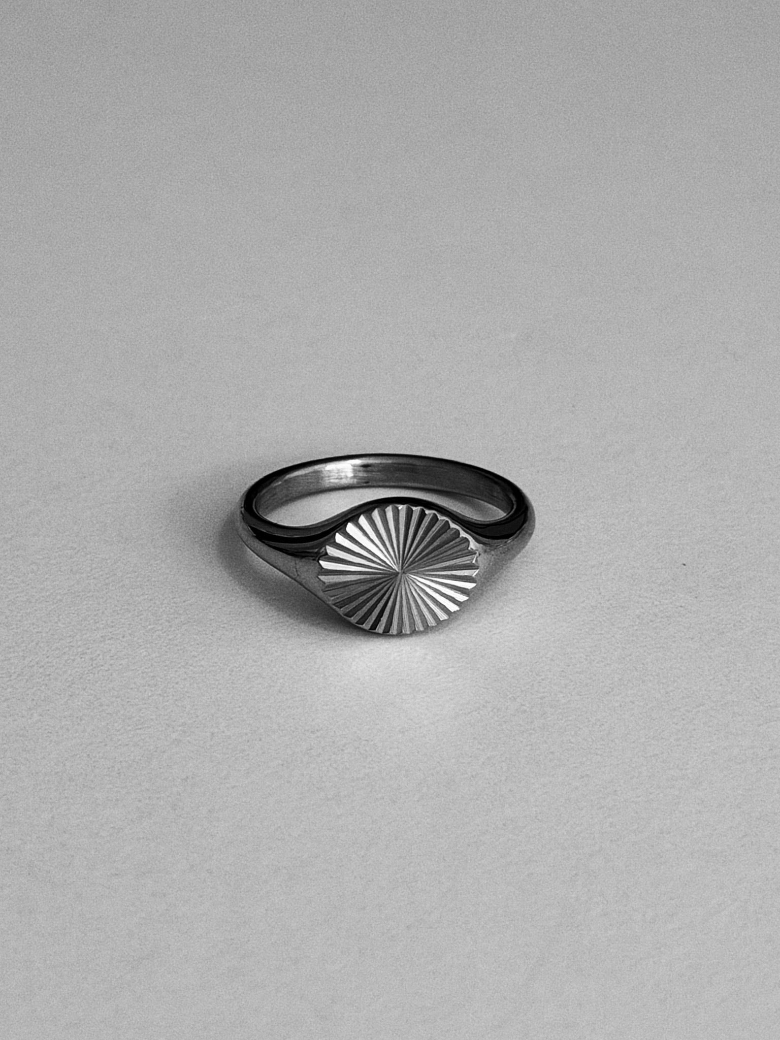 R005［Silver］