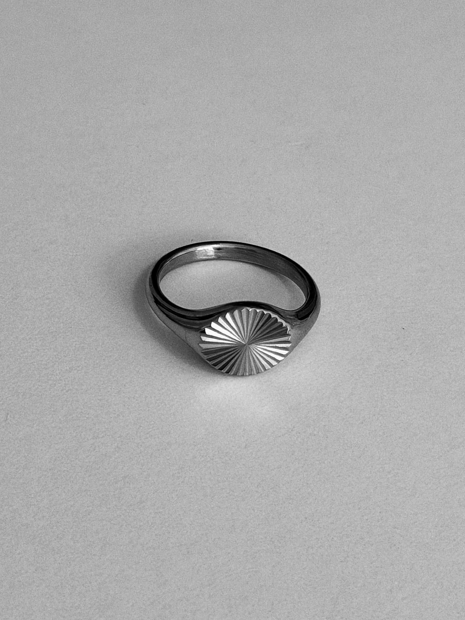 R005［Silver］