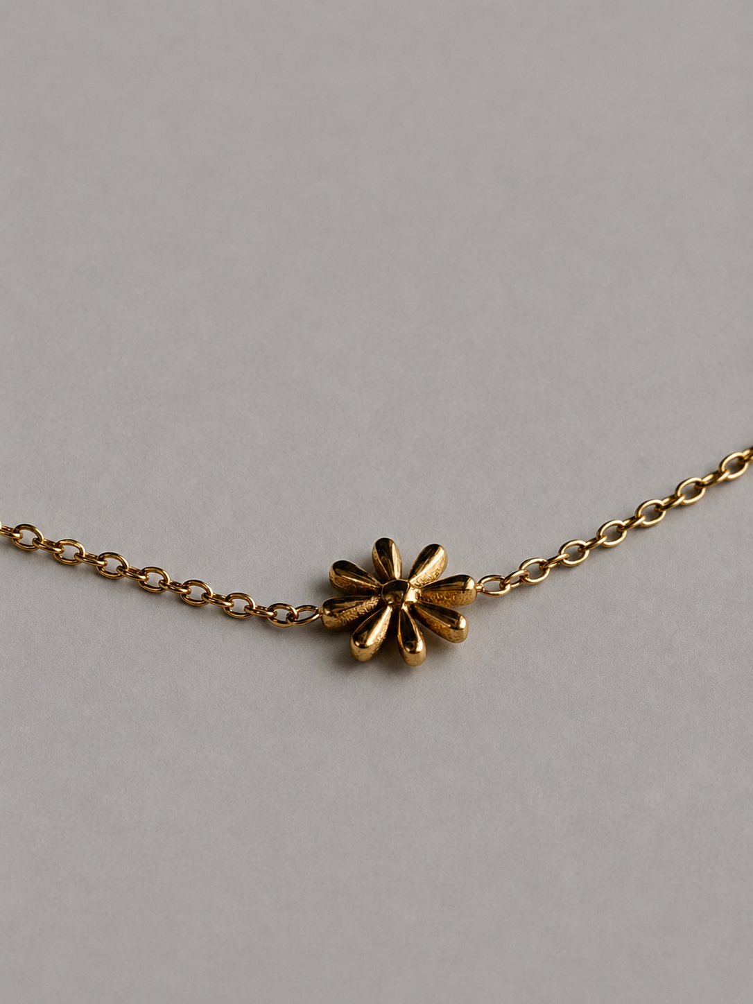 Fleurir Necklace N015 フルールネックレスN15 お花モチーフ部分の詳細画像