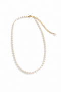 OUIの淡水パールをあしらった繊細で上品なPerle Necklace N011です。